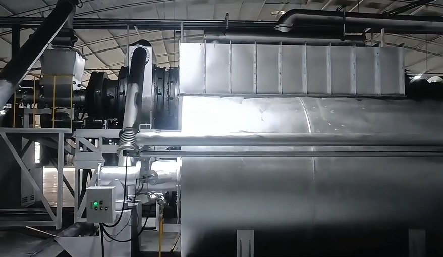 樹脂炭化機(jī)生產(chǎn)現(xiàn)場展示產(chǎn)業(yè)新活力